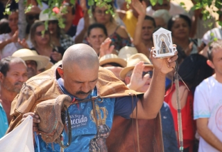 Cerca de 2000 pessoas celebram a 20ª Romaria da Santa Cruz do Deserto