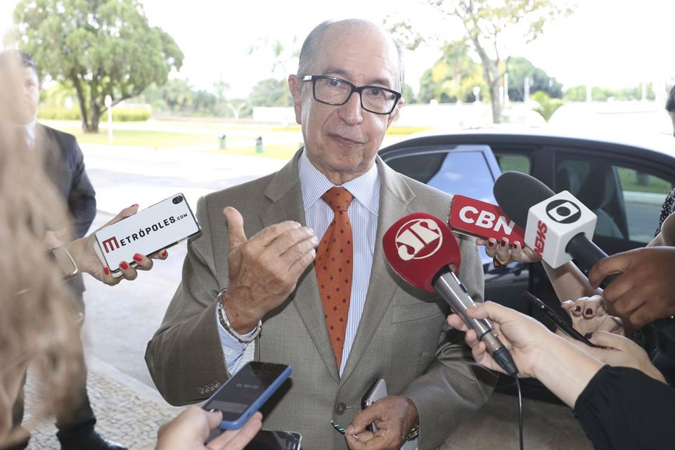 Divergências causam demissão de Marcos Cintra, secretário da Receita