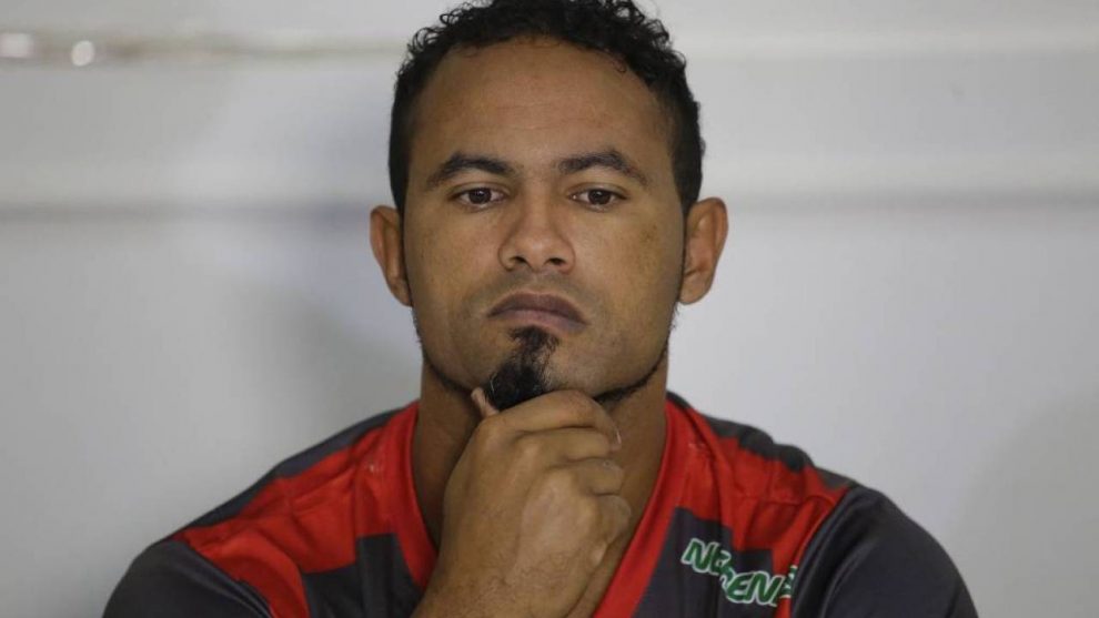 Em enquete no Facebook, torcedores do Barbalha desaprovam a contratação do goleiro Bruno
