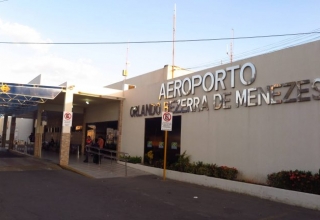 Empresas aéreas vão aumentar preços de passagens devido processos judiciais