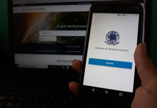Governo lança Carteira de Trabalho digital para substitui documento impresso